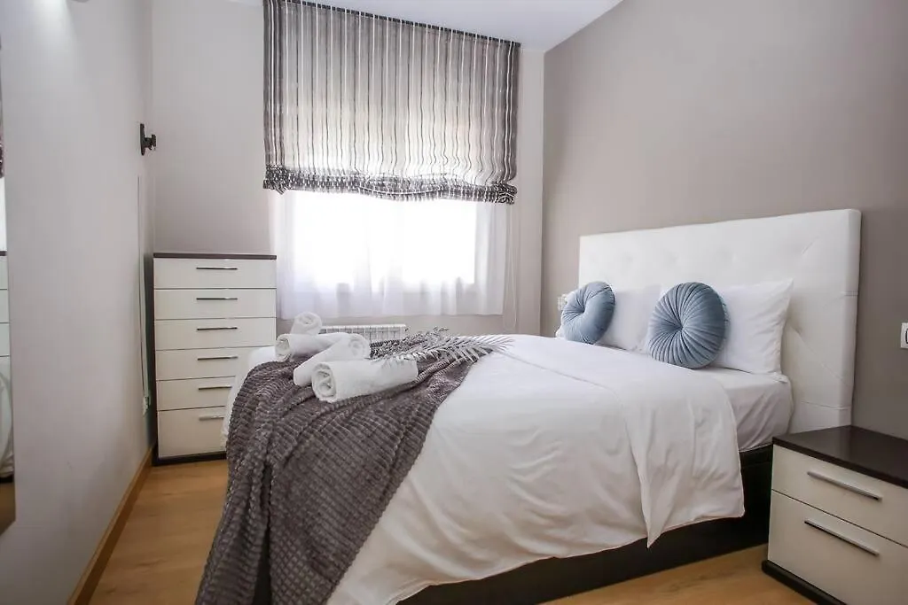 Al46 - Apartamento Moderno Playa Fenals Lloret de Mar Spain